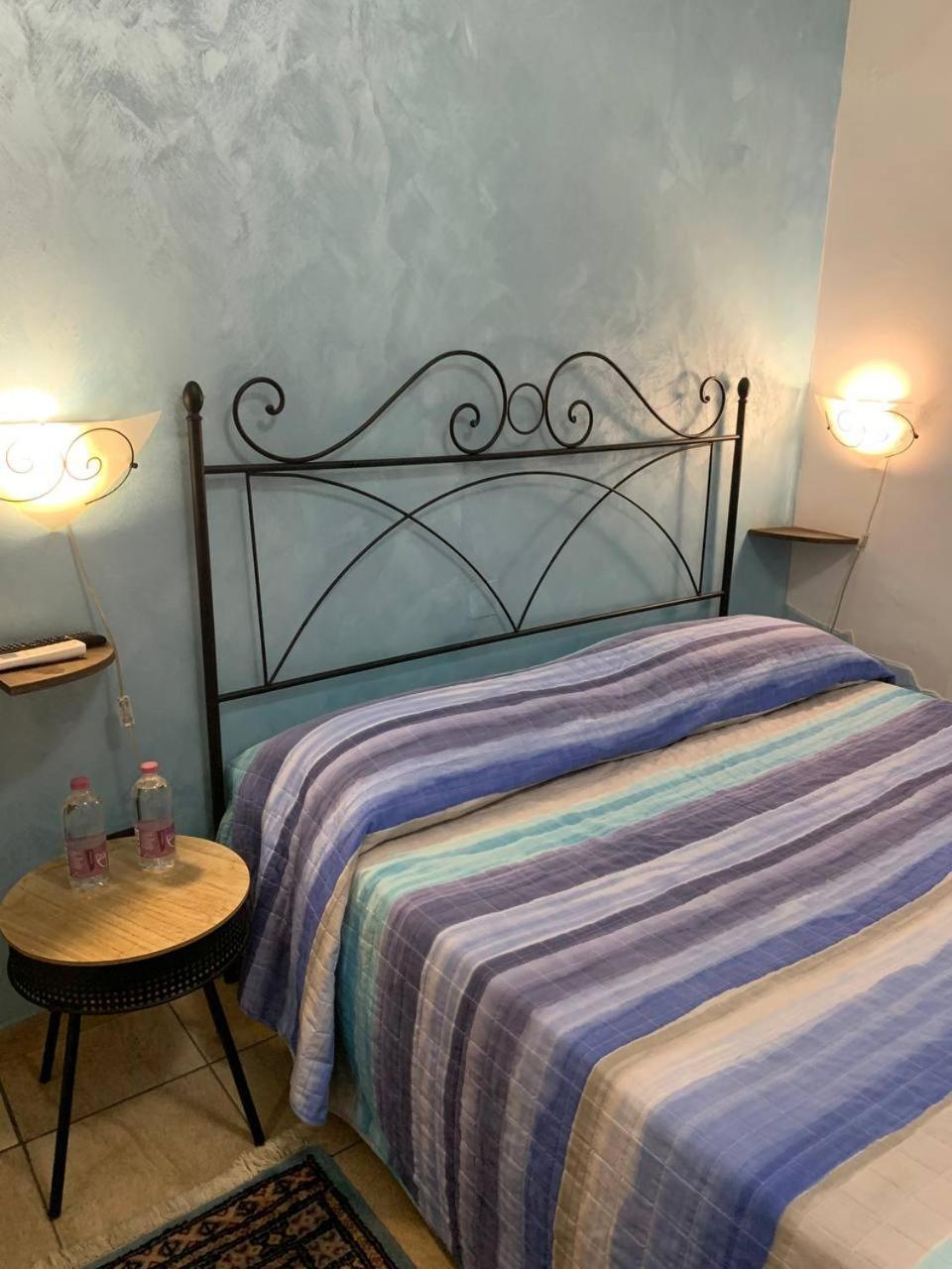 Blue Sea Bed & Breakfast Roccella Ionica Exterior foto