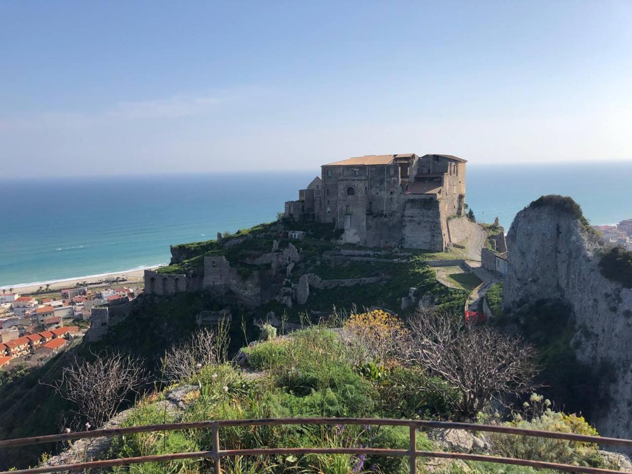 Blue Sea Bed & Breakfast Roccella Ionica Exterior foto